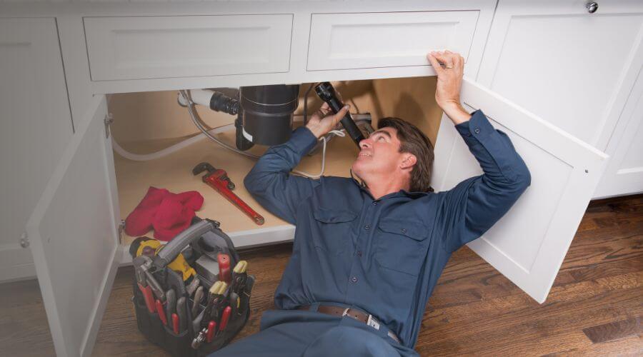 Local annual plumbing maintenance in De Land, IL